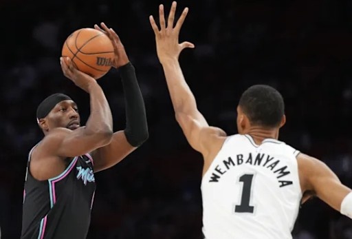球友会官网-文班亚马：“降龙十八掌！”